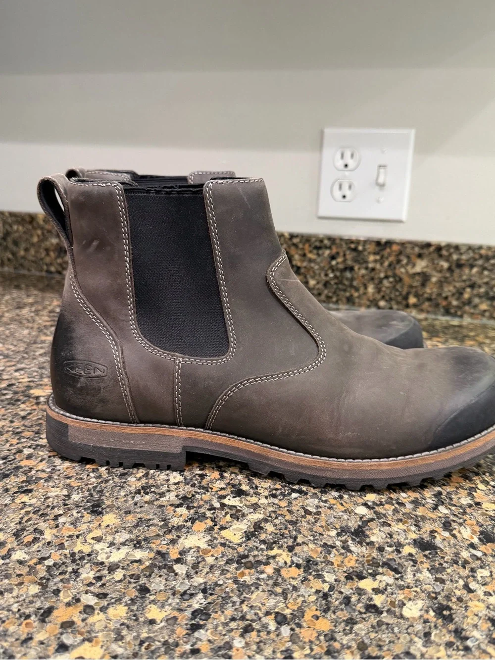 KEEN Men's Chelsea Work Boot - Gray 11.5